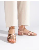 Praktické  sandály zlaté dámské bez podpatku