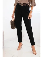 Dámské viskózové kalhoty s páskem a model 21407249 nohavicemi černé - K-Fashion