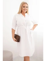 Dámské šaty z viskózy Plus Size s knoflíky a vázáním v pase bílá
