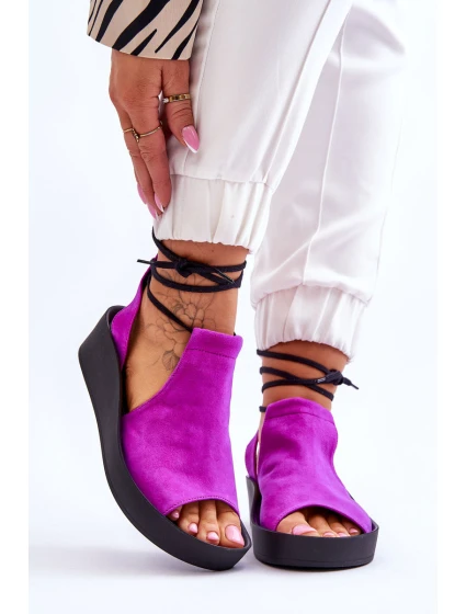 Semišové sandály na klínku Nicole model 21617551 Fuchsie - Zazoo