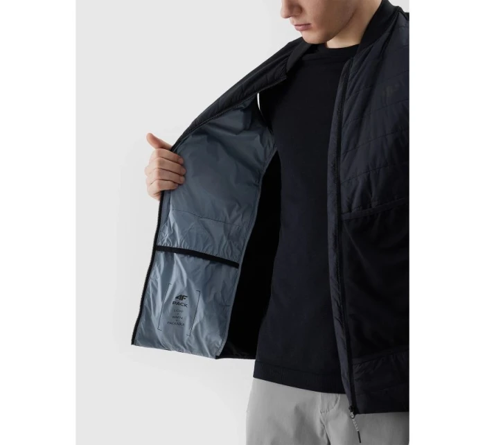 Pánská černá pánská běžecká vesta Primaloft model 21431405 - 4F Pánská černá pánská běžecká vesta Primaloft model 21431405 - 4F