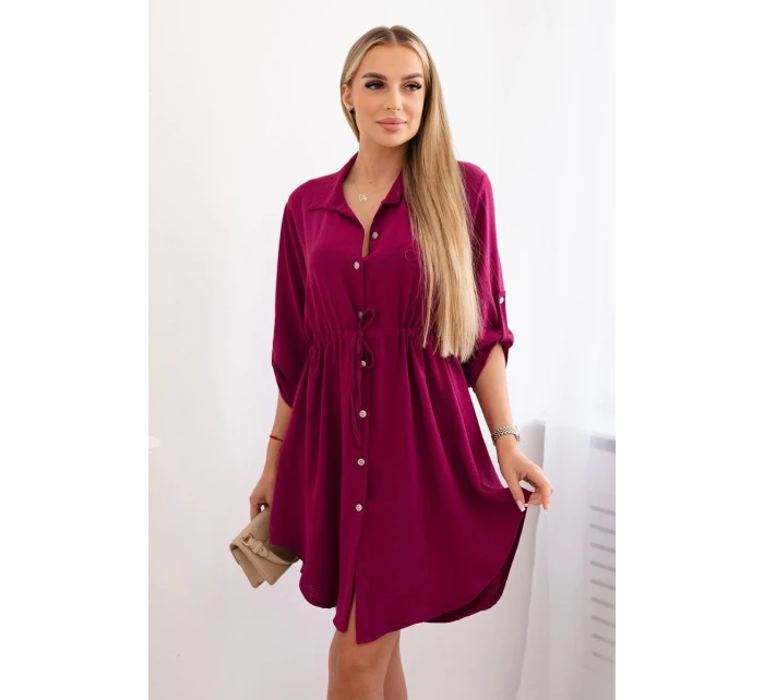 Šaty se zapínáním na knoflíky a zavazováním v pase švestka