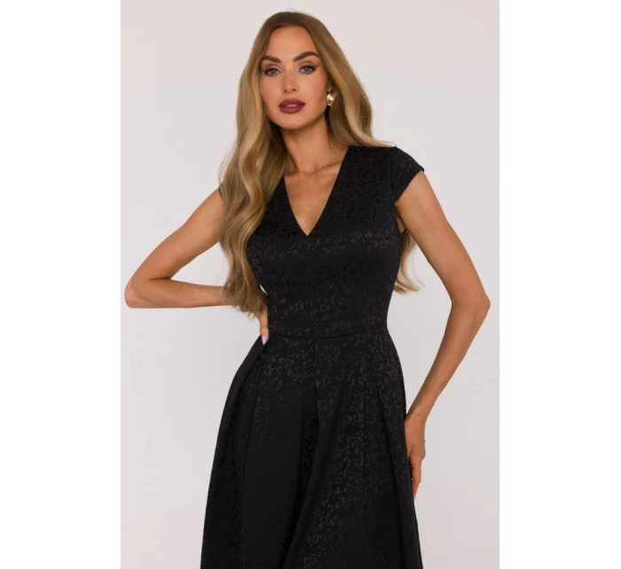 Přiléhavé šaty se záhyby černé model 21479377 - Moe Přiléhavé šaty se záhyby černé model 21479377 - Moe