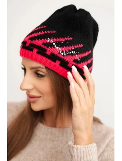 Dámská zimní čepice z vlny s geometrickým vzorem a kamínky K469 černá + fuchsie