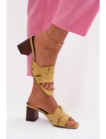 Dámské sandály na podpatku s řemínky Eko semišové Žluté Corivelle
