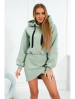 Zateplené šaty s obálkovým model 18752812 tmavě mátové barvy - K-Fashion Zateplené šaty s obálkovým model 18752812 tmavě mátové barvy - K-Fashion