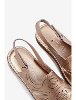 Kožené sandály na platformě model 22101270 Zlaté - S.Barski Kožené sandály na platformě model 22101270 Zlaté - S.Barski