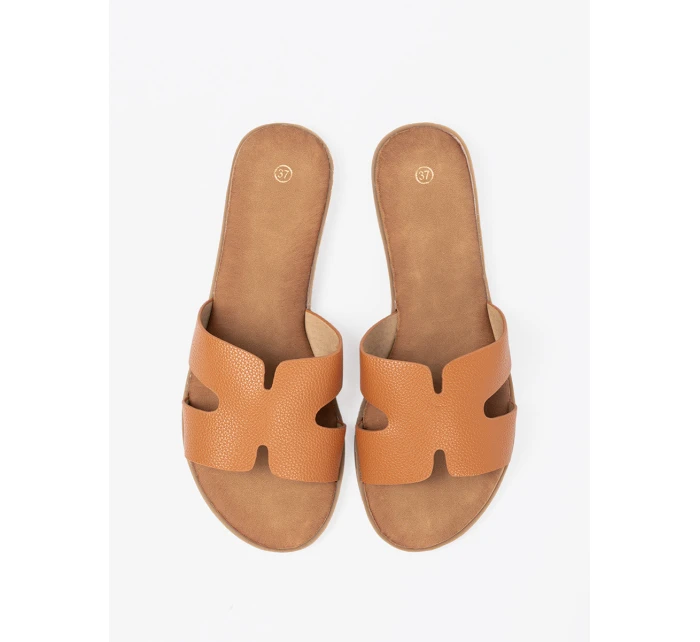 Pohodlné nazouváky model 21260193 dámské bez podpatku Pohodlné nazouváky model 21260193 dámské bez podpatku