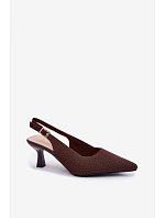 Materiálové sandály na podpatku čokoládové Delessa