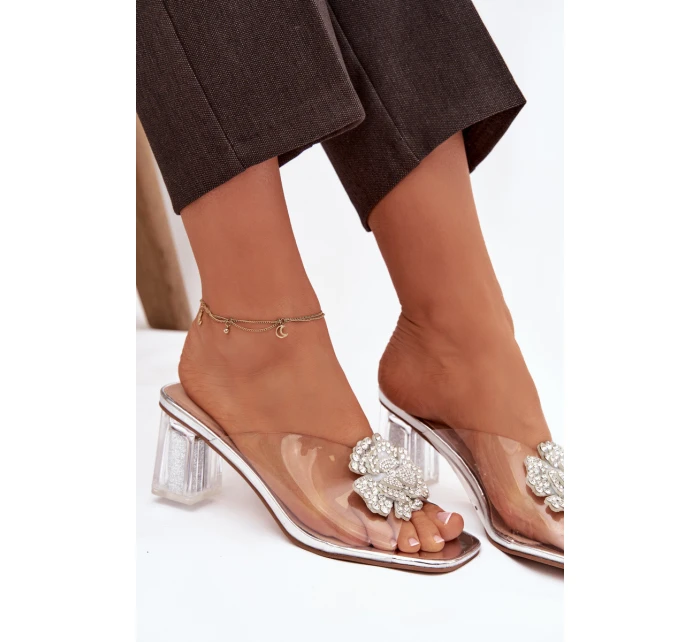 Průhledné nazouváky na podpatku s ozdobou D&A MR1037-20 stříbrné Průhledné nazouváky na podpatku s ozdobou D&A MR1037-20 stříbrné