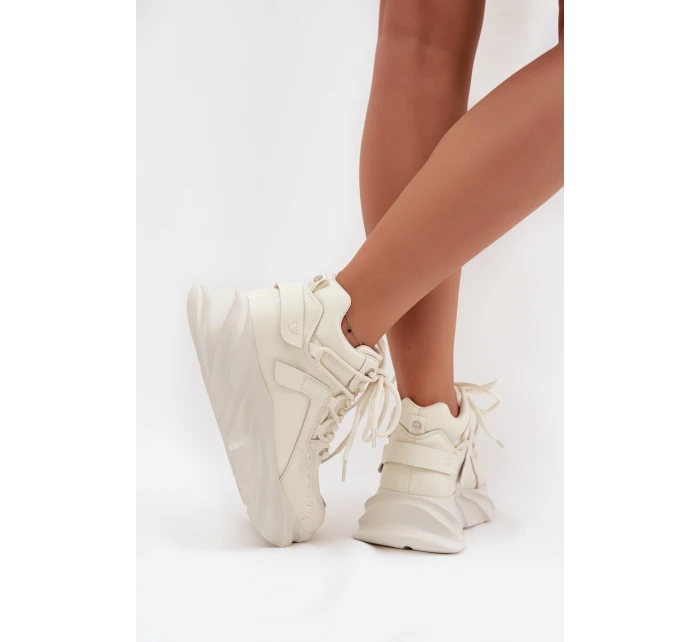 Dámské tenisky z přírodní kůže GOE – ztlumená bílá Dámské tenisky z přírodní kůže GOE – ztlumená bílá