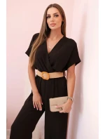 Kombinéza s ozdobným páskem v pase hnědý Kombinéza s ozdobným páskem v pase hnědý