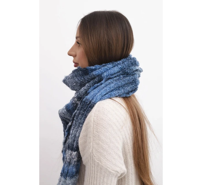 Dámský šátek z měkké a teplé vlny v barevných pruzích KN19 jeansový