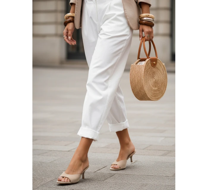 FashionStreet béžové semišové dámské žabky ZY1387