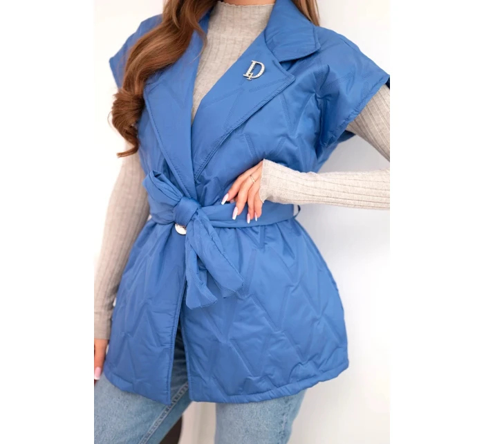 Dámská prošívaná vesta s páskem a širokým límcem chabrová