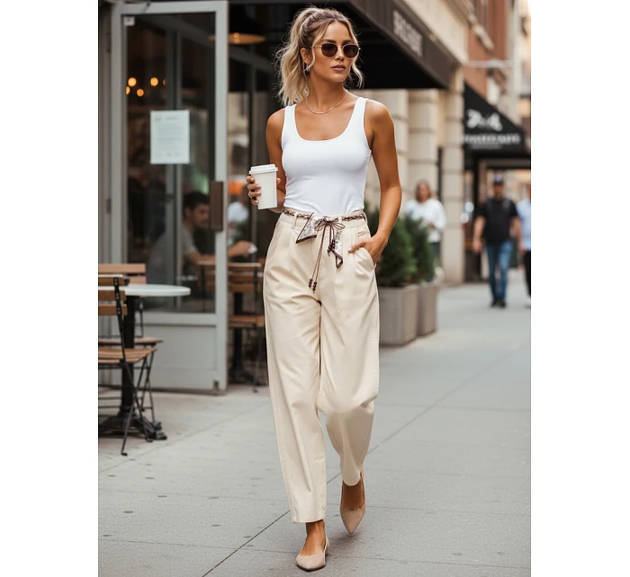 Dámské kalhoty s vysokým pasem a záševky béžové FashionStreet UY2900 Dámské kalhoty s vysokým pasem a záševky béžové FashionStreet UY2900