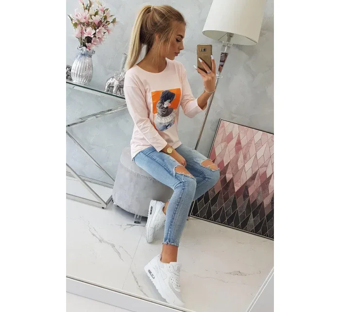 Halenka s 3D grafikou, krajková, pudrově růžová