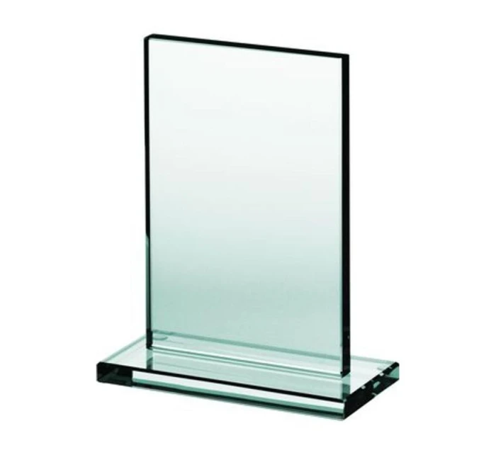 Skleněná trofej s matným podstavcem