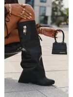 Dámské kozačky na platformě s páskem a stříbrným detailem Eko kůže Černé Korivelle