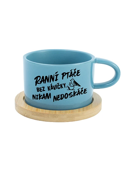 RANNÍ PTÁČE BEZ KÁVIČKY NIKAM NEDOSKÁČE - modrý hrníček makronka 200 ml RANNÍ PTÁČE BEZ KÁVIČKY NIKAM NEDOSKÁČE - modrý hrníček makronka 200 ml