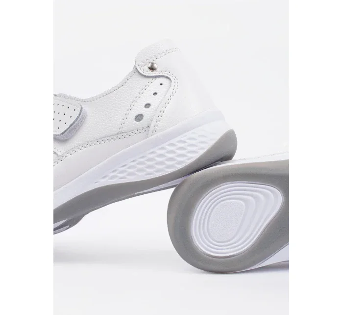 Moderní bílé  baleríny dámské na plochém podpatku