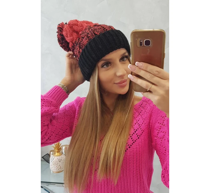 Dámská čepice s bambulí Abigail K326 black+malmine