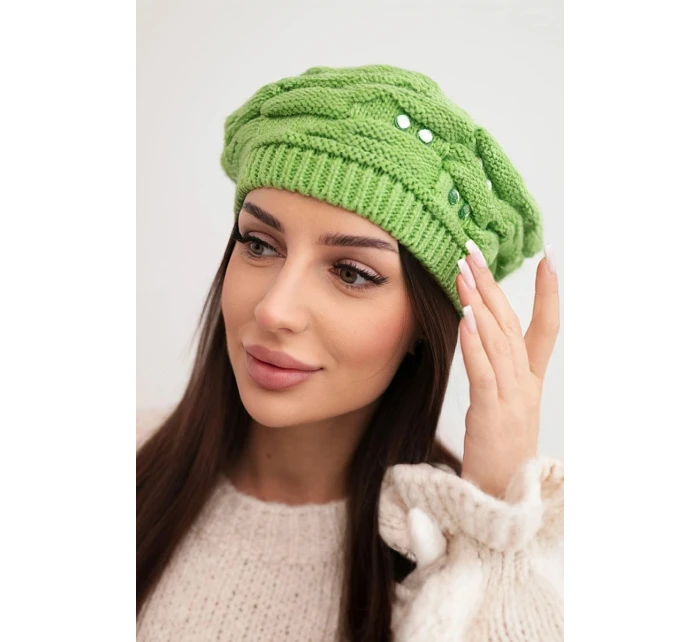 Dámská zimní čepice s ozdobným pletením a krystalky K398 pistáciová