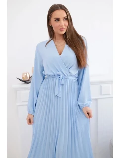 Šaty se svázaným plisovaným lemem modrý