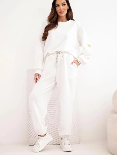 Dámský máslový komplet s volnou mikinou a kalhotami s nápisem LOVE bílý