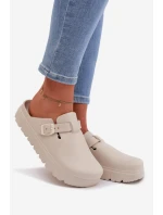 Dámské pěnové pantofle s páskem a sponou béžové Larinie