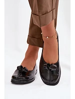 Kožené dámské polobotky model 22069739 Černé - Zazoo Kožené dámské polobotky model 22069739 Černé - Zazoo