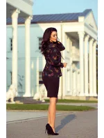 Dámská tmavě modrá halenka s vázáním ve přední části a se vzorem barevných vážek model 6356825 Dámská tmavě modrá halenka s vázáním ve přední části a se vzorem barevných vážek model 6356825