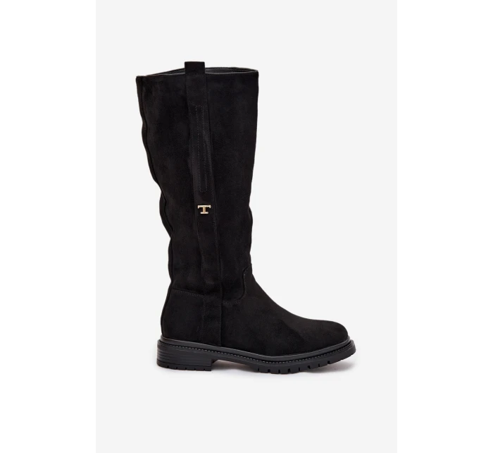 Dámské zateplené kozačky na nízkém podpatku z Delyssa – černé