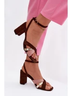 Dámské sandály na podpatku s pásky Eko semišové čokoládové model 21937481 - Boto