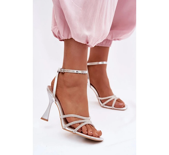 Sandály na podpatku  model 226507 Step in style