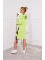 Šaty s kapucí a potiskem pistácie Šaty s kapucí a potiskem pistácie