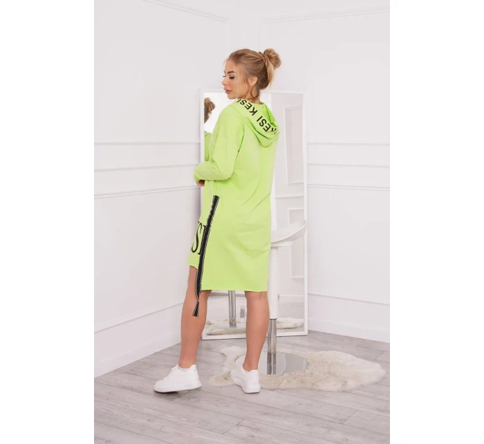 Šaty s kapucí a potiskem pistácie Šaty s kapucí a potiskem pistácie