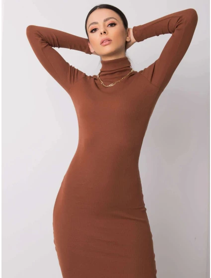 Hnědé vypasované žebrované šaty s rolákem Rue Paris (5133)