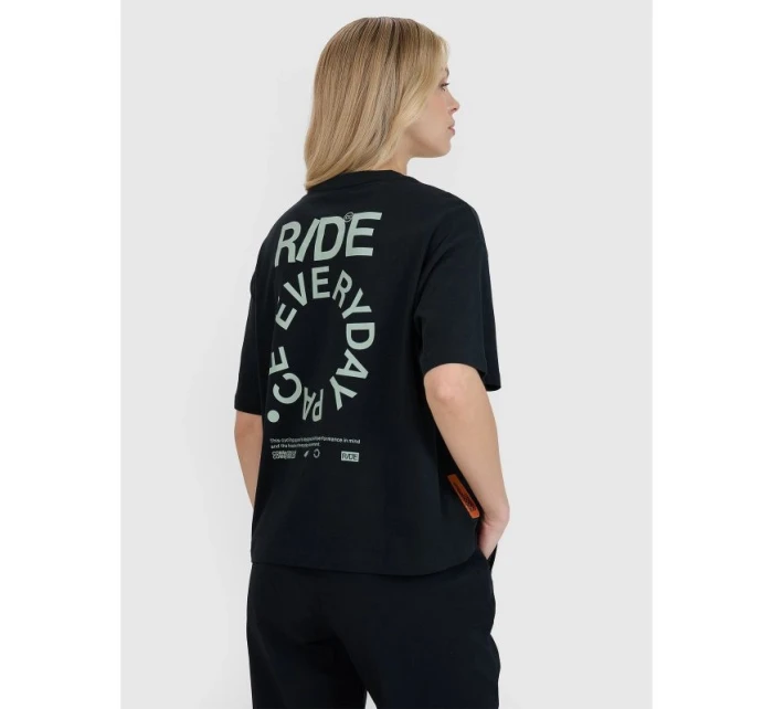 Dámské tričko oversize s potiskem 4F 4FWSS25TTSHF1993-20S Dámské tričko oversize s potiskem 4F 4FWSS25TTSHF1993-20S