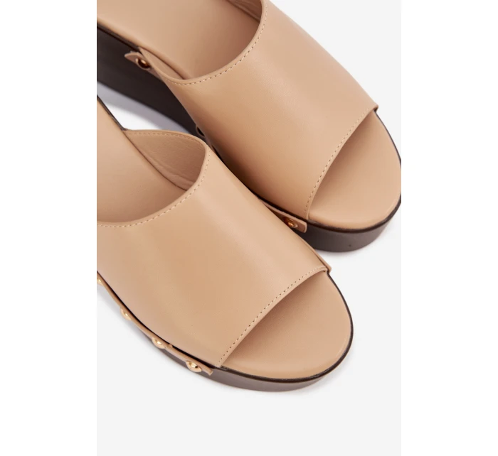 Dámské nazouváky na platformě s béžové model 21918817 - Boto Dámské nazouváky na platformě s béžové model 21918817 - Boto