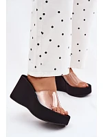 Dámské sandály na platformě s páskem Černé model 22107268 - Boto Dámské sandály na platformě s páskem Černé model 22107268 - Boto