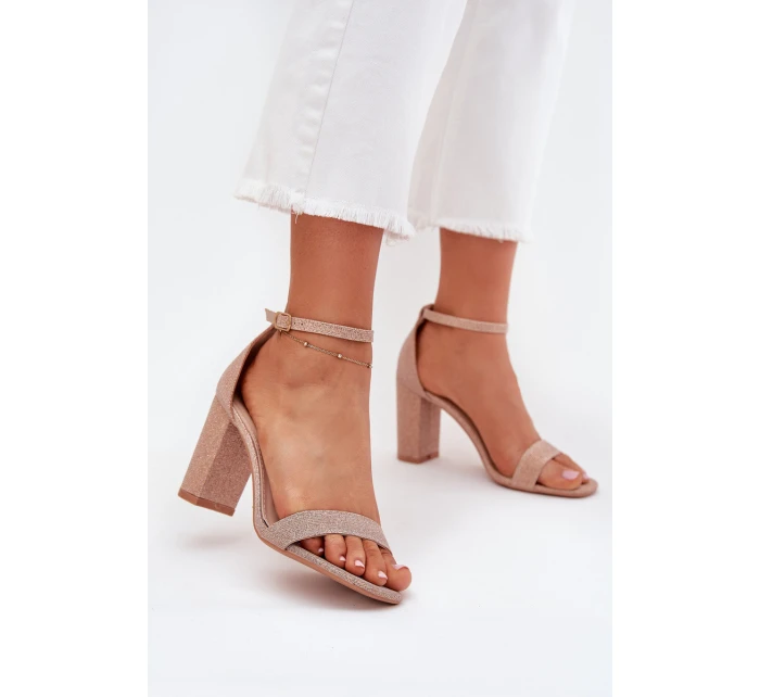 Dámské lesklé sandály na sloupkovém podpatku Kavina – růžové zlato