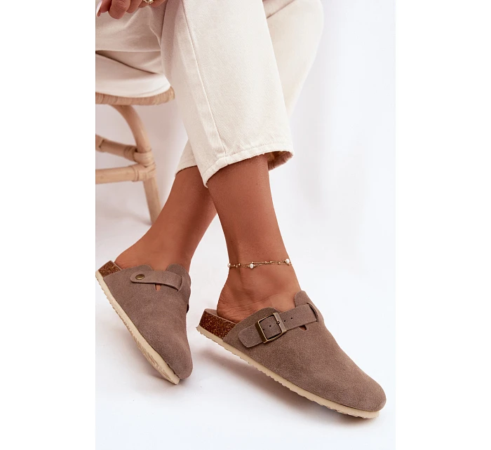 Dámské pantofle Chodaki Z Přírodního Semiše Vinceza 101332 Tmavě Béžové