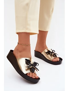 Kožené dámské pantofle s ozdobou model 22133798 Zlaté - S.Barski