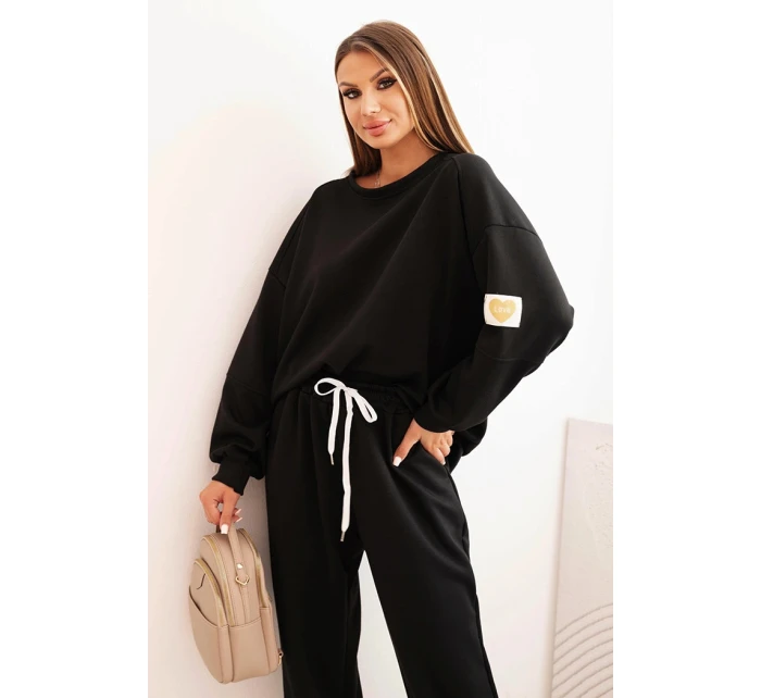 Dámský set máslový s volnou mikinou a kalhotami s nápisem LOVE černý Dámský set máslový s volnou mikinou a kalhotami s nápisem LOVE černý