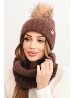 Dámská zimní souprava s bambulí a nákrčníkem hnědá Dámská zimní souprava s bambulí a nákrčníkem hnědá