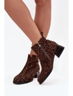 Kotníkové boty z přírodního semiše na klínu Panterka D&A JC52-852 hnědé