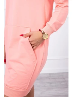 Meruňkové šaty s kapucí