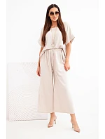 Dámský viskózový komplet — halenka s krátkým rukávem a kalhoty se širokou nohavicí tmavě béžový