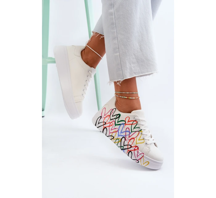 Dámské tenisky se srdíčky Bílé model 21648624 - Boto